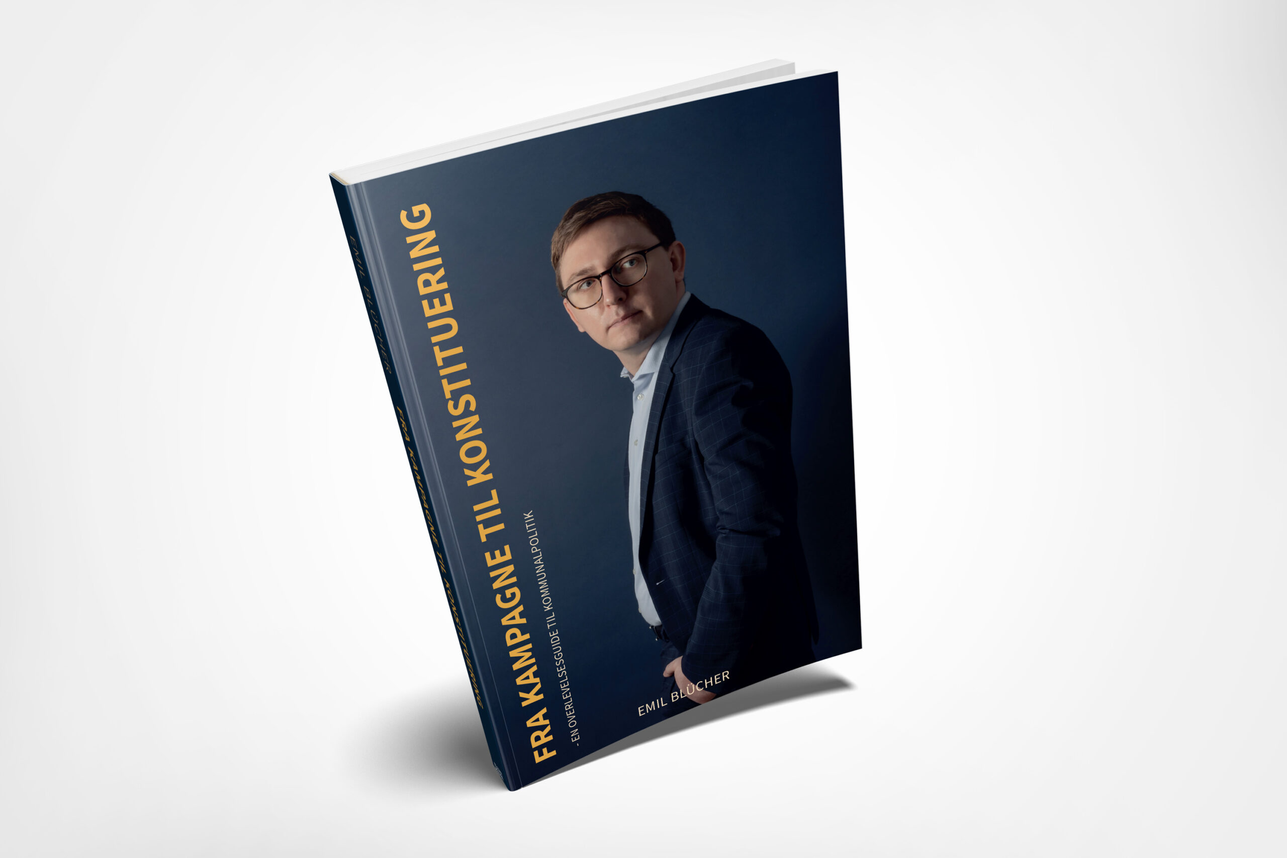 Emil Blücher udgiver ny bog: Fra kampagne til konstituering